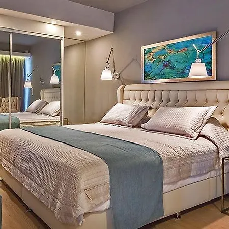 Swell Boutique Hotel
