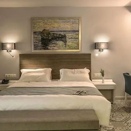 Swell Boutique Hotel 4*