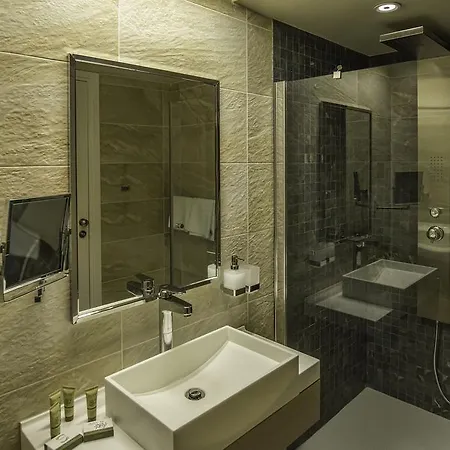 Swell Boutique Hotel