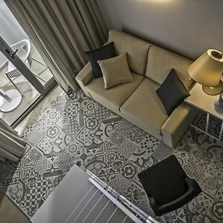 Swell Boutique Hotell 4*