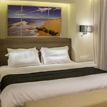 Swell Boutique Hotell 4*